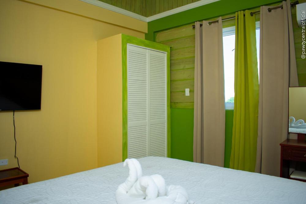 Ivs Bed And Breakfast Kingston Buitenkant foto